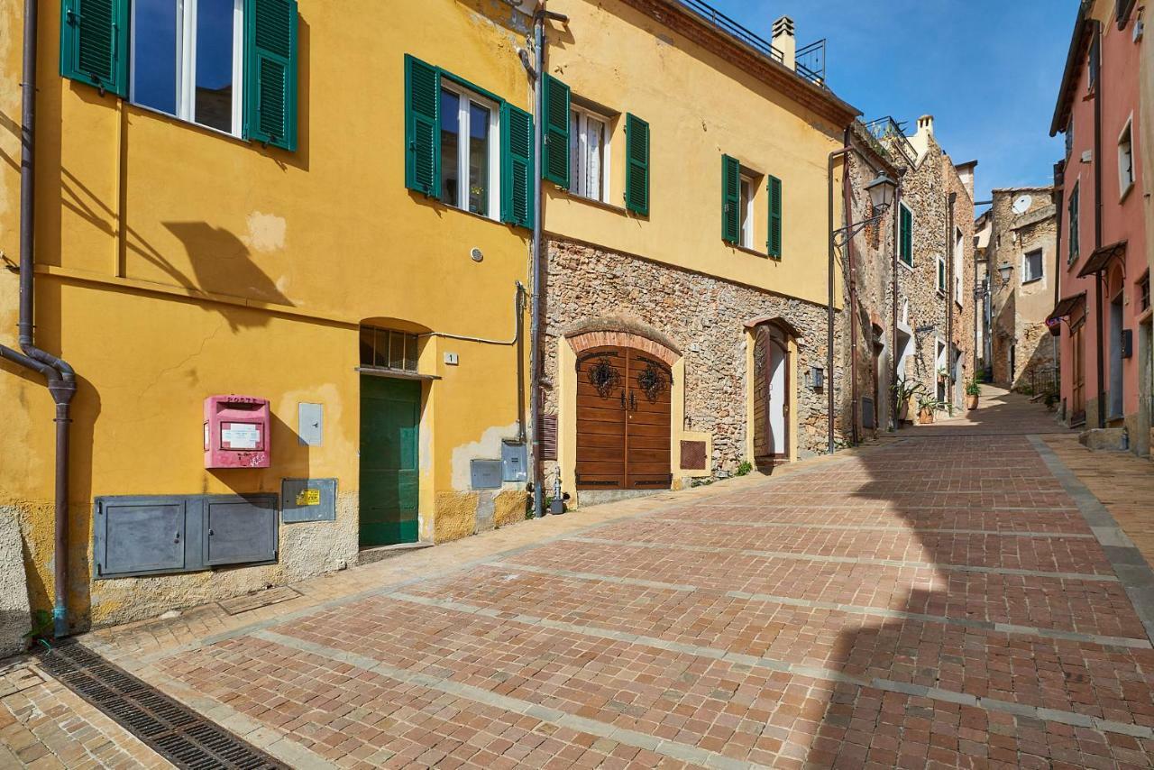 Acasadigiuly Villa Ceriale Exteriör bild